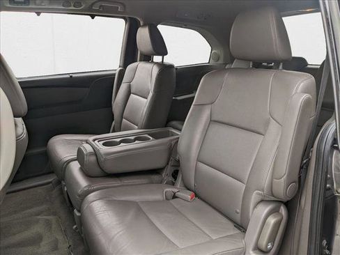 Used 2016 Honda Odyssey Touring Elite image 20
