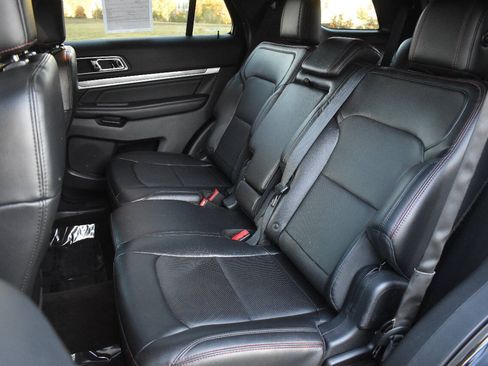 Used 2016 Ford Explorer Sport w/ Equipment Group 401A AWD/4WD image 14