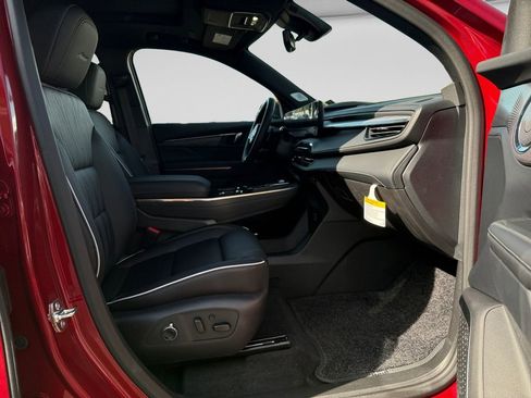 New 2026 Buick Enclave Avenir w/ Super Cruise Package image 17