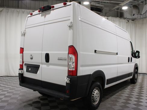 Used 2025 RAM ProMaster 2500 w/ Convenience Group FWD image 24