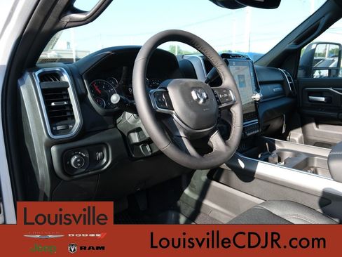New 2026 RAM 3500 Big Horn AWD/4WD image 4
