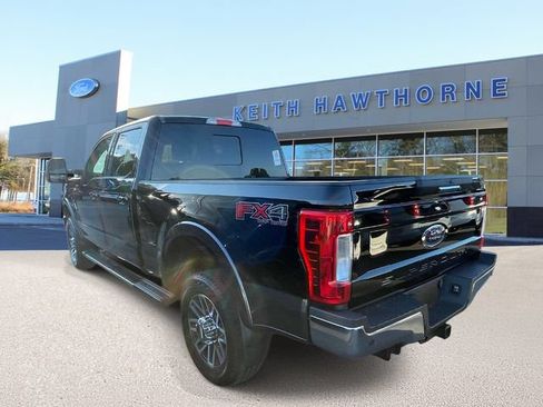 Used 2017 Ford F350 Lariat w/ Lariat Value Package AWD/4WD image 4