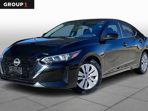 Used 2024 Nissan Sentra S image 1