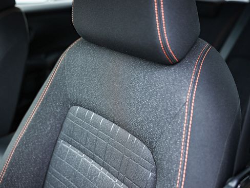 Used 2025 Honda HR-V Sport image 31