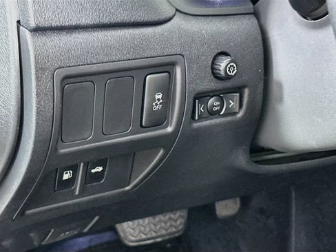 Used 2013 Lexus IS 250 AWD w/ Premium Pkg image 11