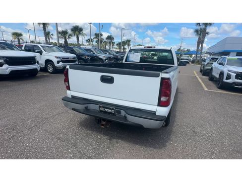 Used 2004 Chevrolet Silverado 1500 W/T RWD image 3