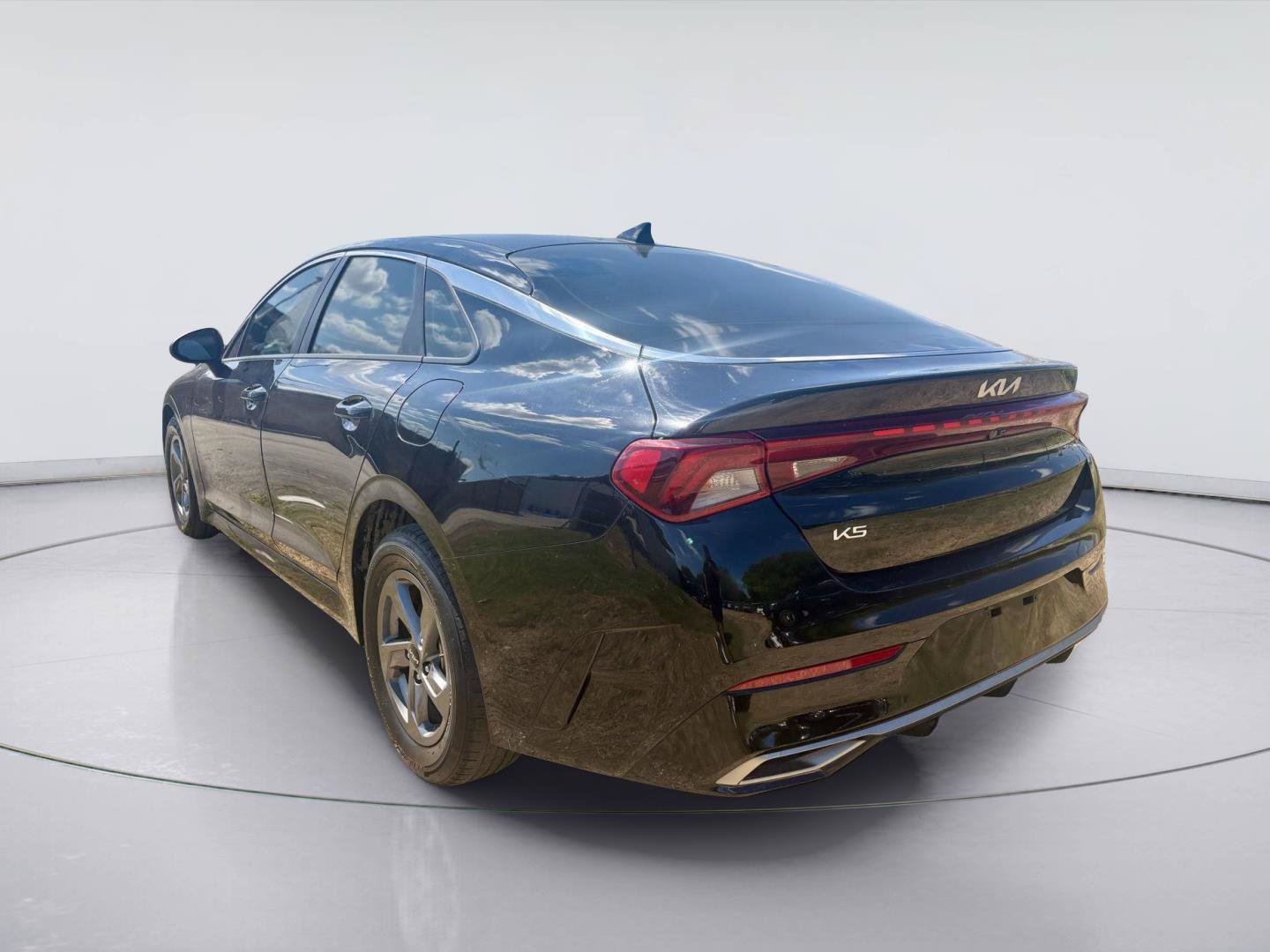 Used 2023 Kia K5 LXS FWD image 7