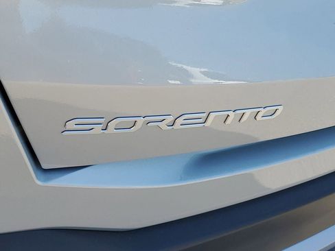 New 2026 Kia Sorento LX FWD image 27