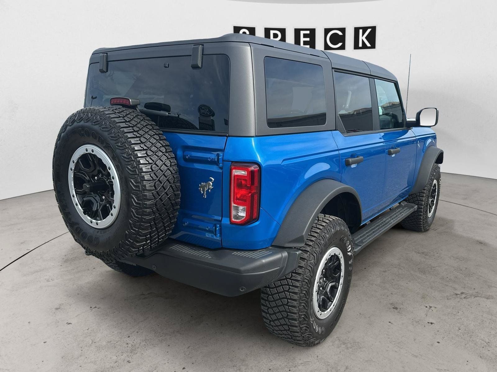 Used 2024 Ford Bronco Black Diamond w/ Sasquatch Package AWD/4WD image 5