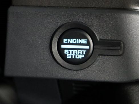 New 2025 Ford Bronco 4-Door image 27