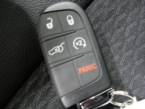 New 2026 Jeep Compass Latitude image 27