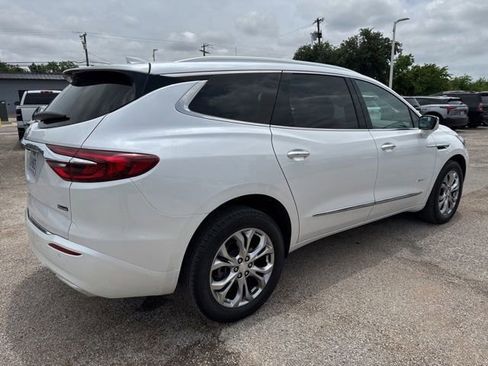 Used 2021 Buick Enclave Avenir w/ Avenir Technology Package AWD/4WD image 3