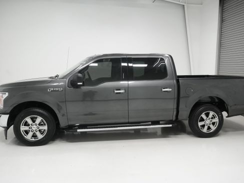 Used 2020 Ford F150 XLT w/ Equipment Group 302A Luxury image 6