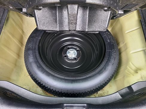 Used 2015 Honda Fit EX image 25