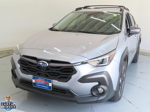 Used 2024 Subaru Crosstrek 2.5i Limited AWD/4WD image 8