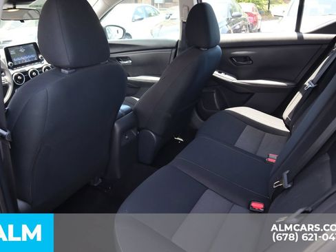 Used 2024 Nissan Sentra SV FWD image 16