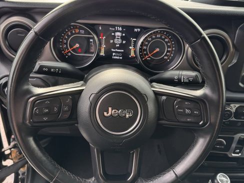 Used 2019 Jeep Wrangler Sport image 22