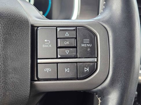 Used 2022 Ford F150 Lariat image 23