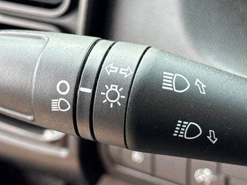 Used 2023 RAM ProMaster 2500 image 15