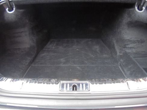 Used 2011 Rolls-Royce Ghost image 42