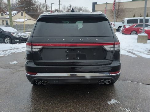 Used 2025 Lincoln Aviator Reserve w/ Equipment Group 201A image 18