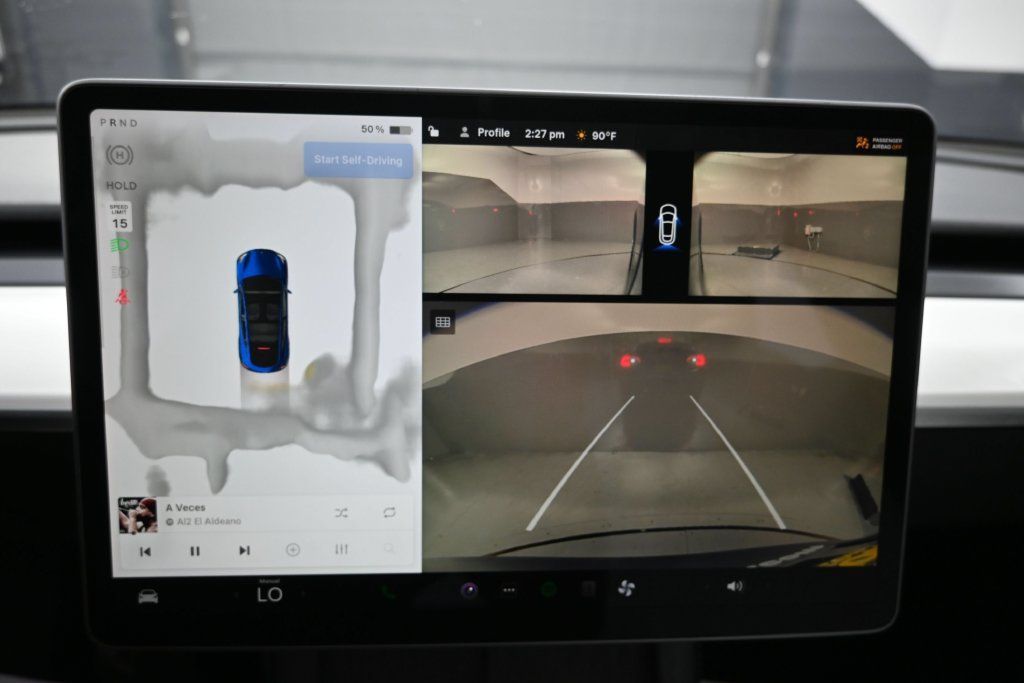 Used 2024 Tesla Model Y 2WD image 9