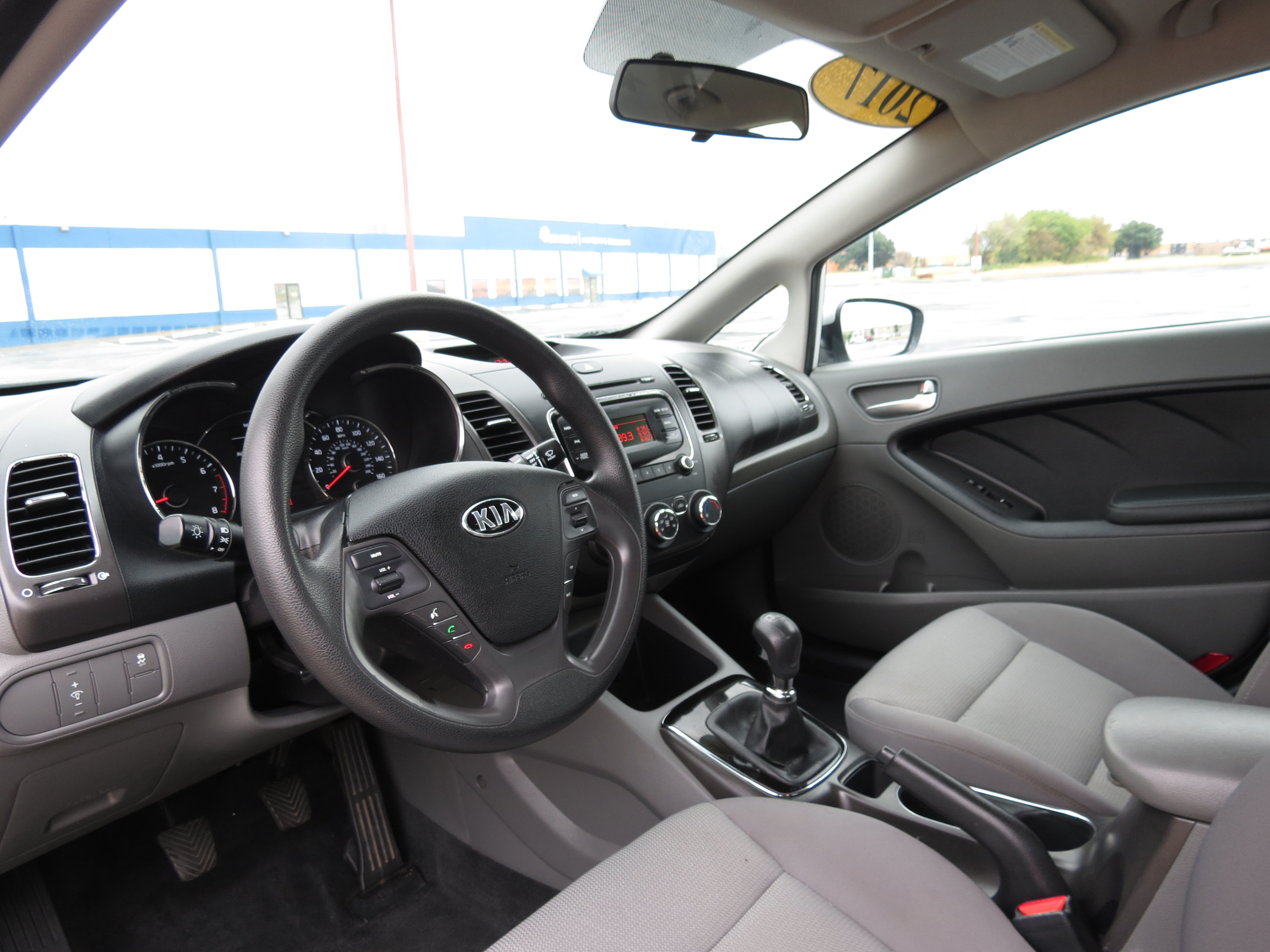 Used 2017 Kia Forte LX FWD image 23