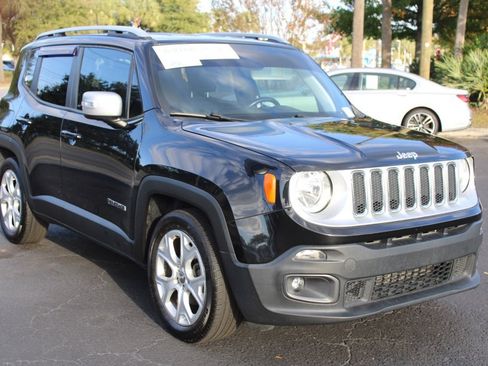 Used 2018 Jeep Renegade Limited image 7