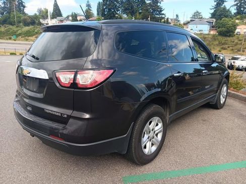 Used 2015 Chevrolet Traverse LS AWD/4WD image 3