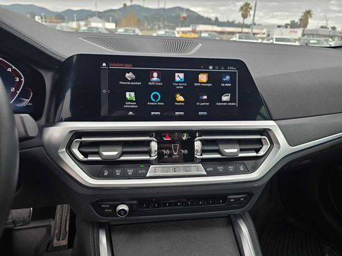 Used 2023 BMW 440i xDrive Convertible w/ Premium Package image 23