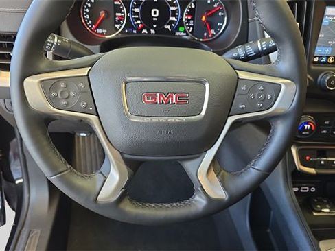 Used 2023 GMC Terrain Denali image 27
