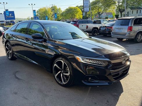 Used 2022 Honda Accord Sport image 7