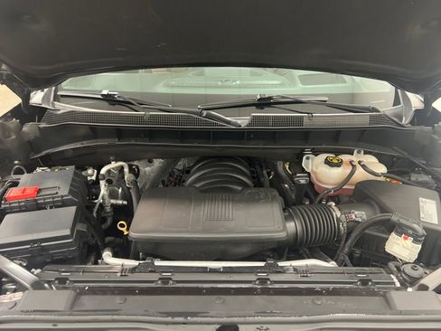 Used 2020 Chevrolet Silverado 1500 High Country w/ Technology Package image 28