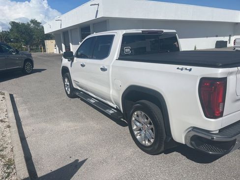 Used 2019 GMC Sierra 1500 SLT w/ SLT Premium Package AWD/4WD image 3