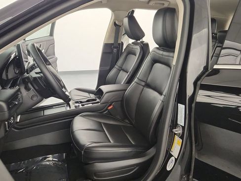 Used 2023 Lincoln Corsair AWD w/ Equipment Group 101A image 14