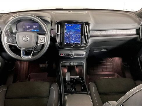 Used 2023 Volvo XC40 Recharge Ultimate AWD/4WD image 15
