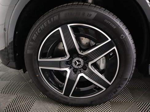 Used 2026 Mercedes-Benz GLC 300 4MATIC image 31