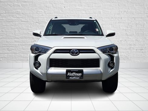 Used 2024 Toyota 4Runner TRD Off-Road Premium w/ Moonroof Package AWD/4WD image 2