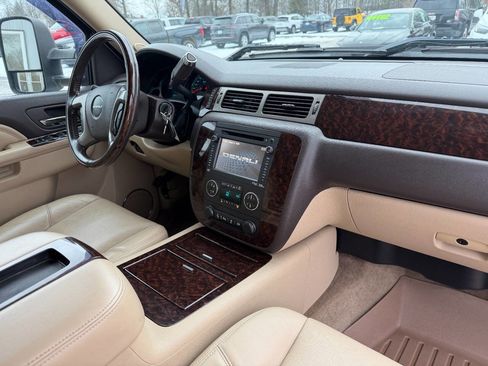 Used 2013 GMC Sierra 2500 Denali w/ Suspension Package, Off-Road image 15