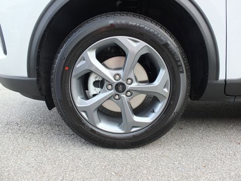 New 2026 Ford Escape ST-Line w/ Tech Pack #1 image 9