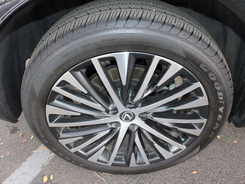 Used 2024 Lexus RX 350 image 65