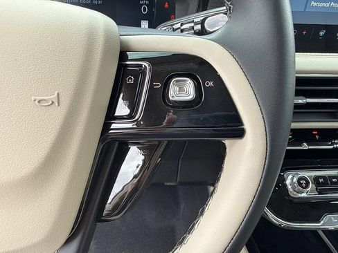 New 2026 Lincoln Corsair Premiere FWD image 29