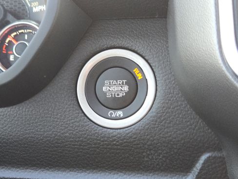 Used 2024 RAM 1500 Big Horn image 24