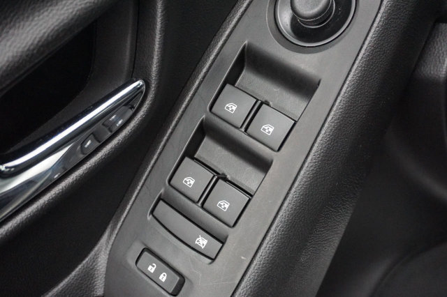 Used 2022 Chevrolet Trax LT w/ LT Convenience Package FWD image 6