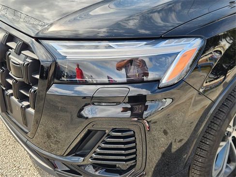 Used 2025 Audi Q7 2.0T Premium Plus w/ Premium Plus Package image 6