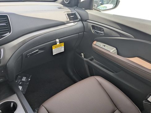 New 2026 Honda Ridgeline RTL image 14
