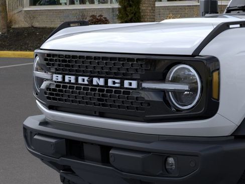 Used 2026 Ford Bronco Outer Banks AWD/4WD image 23