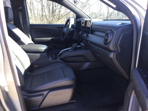 Used 2024 Chevrolet Colorado Trail Boss w/ Advanced Trailering Package image 19