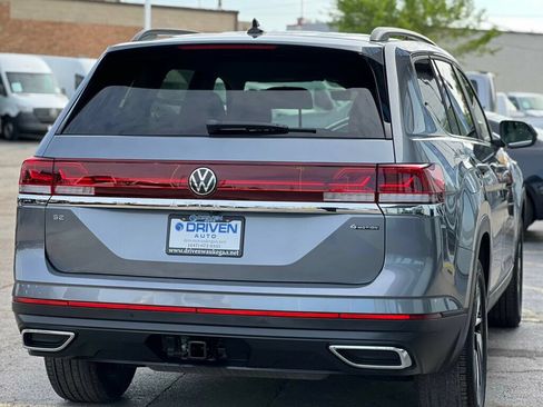 Used 2024 Volkswagen Atlas SE AWD/4WD image 37