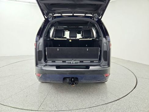 Certified 2022 Land Rover Discovery HSE R-Dynamic image 15